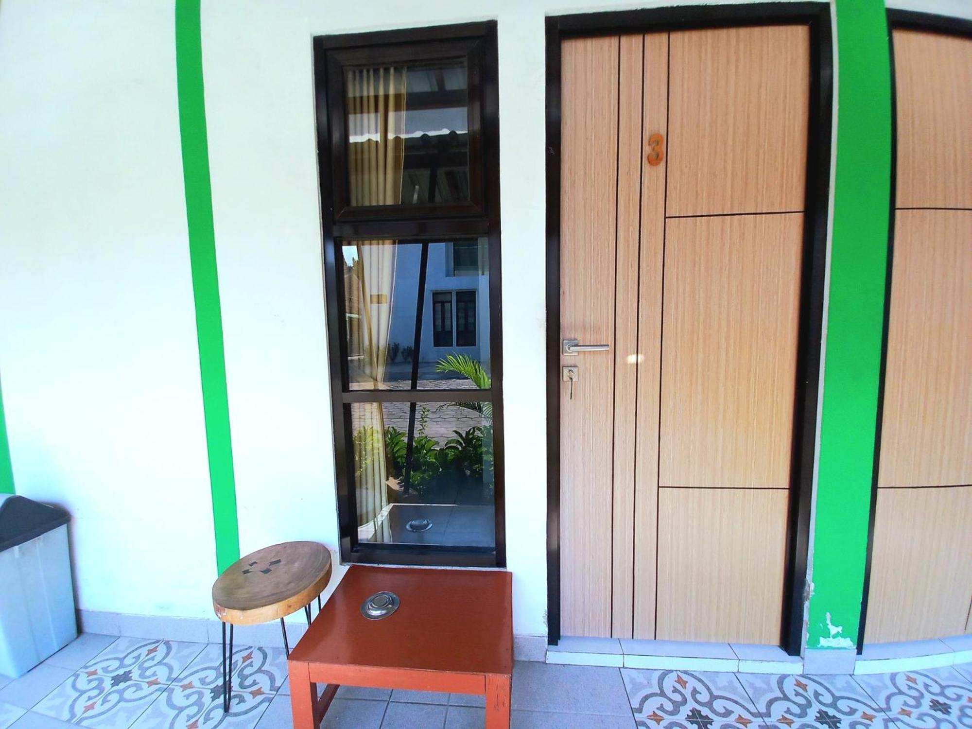 Hotel Jogja Kili Suci By Simply Homy Yogyakarta Exterior foto